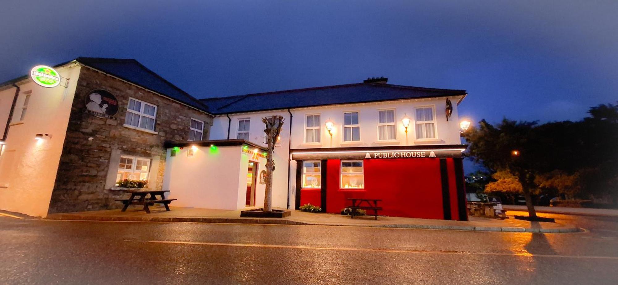 Blue Door Apartment Main St, Carrigart, F92Hc04 外观 照片